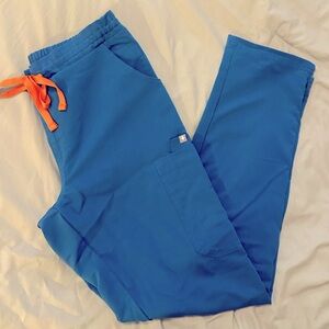 COPY - Yola skinny scrub pants, Figs size small